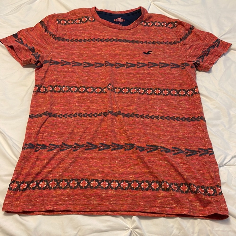 Hollister Men’s Medium Tee EUC